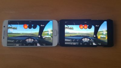 Я загрузил на оба игру Real Racing 3 (игра для мобильных устройств – авторалли с пожалуй самой реалистичной графикой, к тому же, ее можно загрузить совершенно бесплатно) и одновременно запустил ее на обоих устройствах. Результат оказался весьма любопытным: перемещение по стартовому меню в Galaxy S6 было намного более плавным и быстрым, чем на iPhone 6. Зато во время реальной гонки казалось, что на iPhone 6 в игре несколько больше визуальных эффектов, при этом на обоих устройствах изображение было плавным, т. е. можно сказать, что по этому пункту счет 1:0 в пользу iPhone 6.